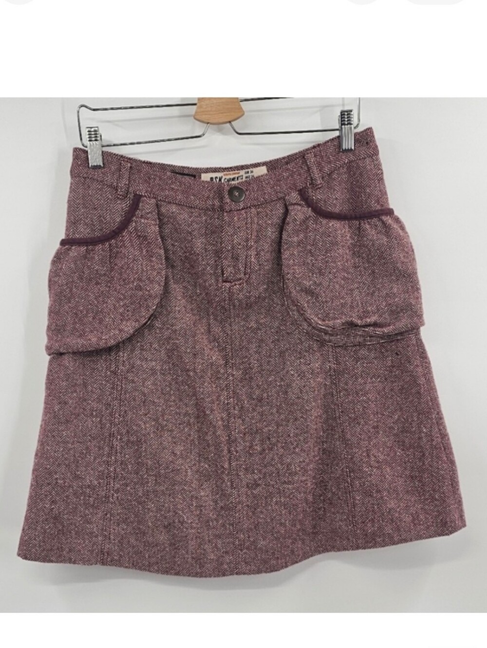 Elegant Maroon/Pink Herringbone Skirt Size Small